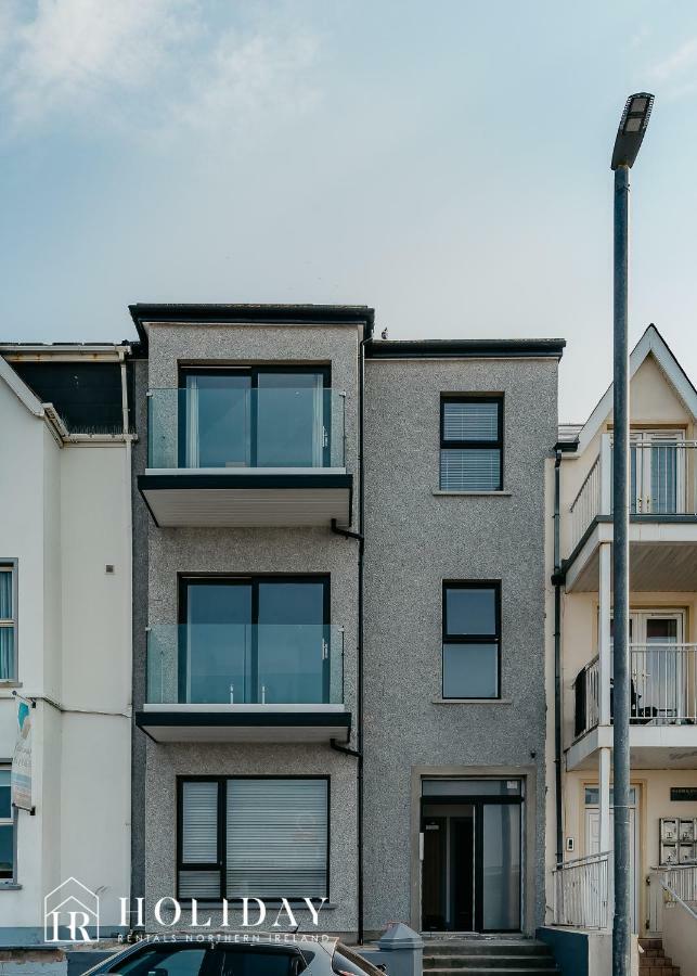Portrush Penthouse Villa Ngoại thất bức ảnh