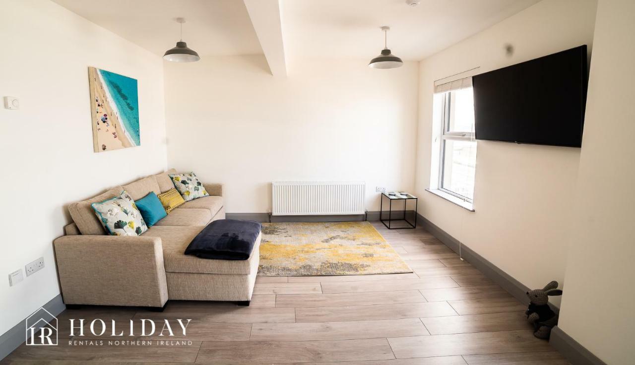 Portrush Penthouse Villa Ngoại thất bức ảnh