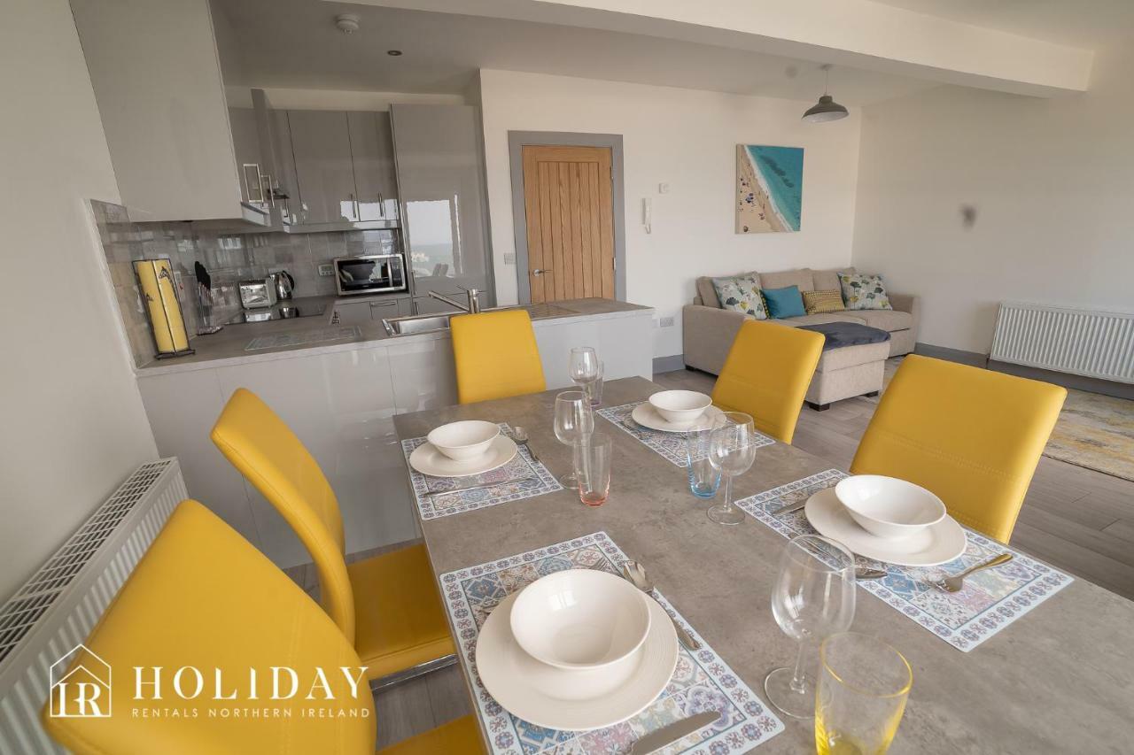 Portrush Penthouse Villa Ngoại thất bức ảnh
