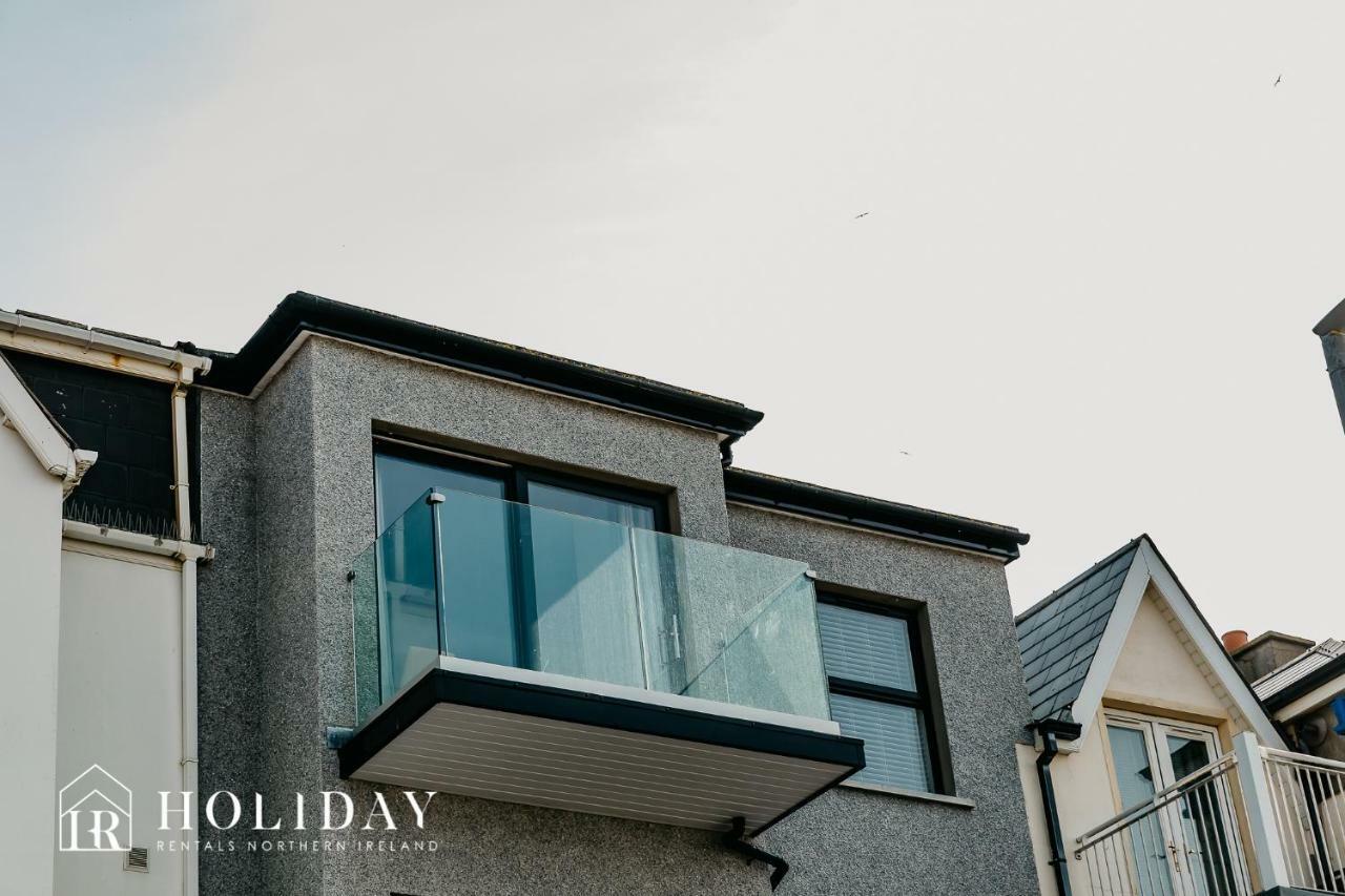 Portrush Penthouse Villa Ngoại thất bức ảnh